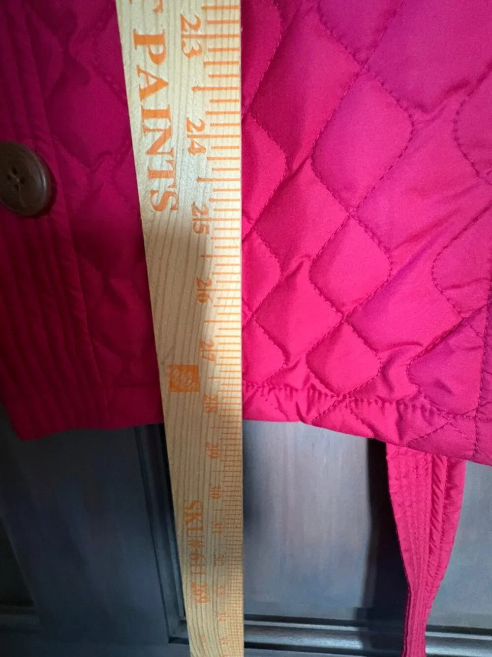 Lands End Quilted Barn jacket, Size Medium, Bright pink - Picture 4 of 6
